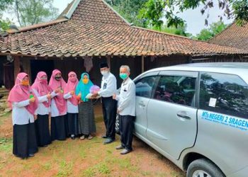 Ramadhan Indah Penuh Berkah, Berbagi Zakat Fitrah