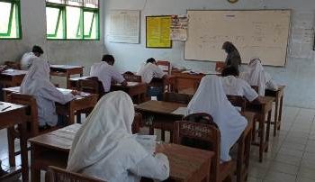 Perbanyak Capaian Prestasi Madrasah Di Tingkat Nasional, Siswa MAN 2 Sragen Kembali Raih 2 Medali Dalam Olimpiade PKPI