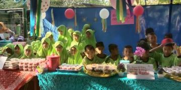 Bentuk Jiwa Wirausaha Sejak Dini, MIN 2 Sragen Adakan Market Day