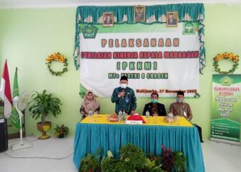 Dihadiri Kepala Kankemenag, MTsN 8 Sragen Laksanakan Penilaian Kinerja Madrasah (PKKM)