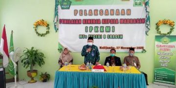 Dihadiri Kepala Kankemenag, MTsN 8 Sragen Laksanakan Penilaian Kinerja Madrasah (PKKM)