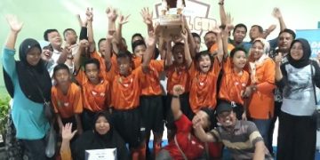 MIN 9 Sragen Juara Solopos Futsal Cup 2020