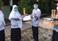 Pembagian Piala dan Medali Semarakkan Upacara HGN ke 76 MTs N 7 Sragen