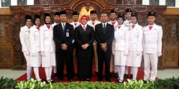 11 Siswa MAN 1 Sragen Menjadi Pengibar Bendera HUT Kemerdekaan RI Tingkat Kabupaten