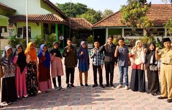 MTsN 4 Sragen Kirim Siswa ke Kampung Inggris Solo (KIS )