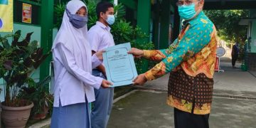 Berinisiatif Berkompetisi Saat PAT,  Siswa MAN 2 Sragen Persembahkan Medali Tingkat Nasional