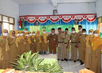 Kankemenag Kab. Sragen Lakukan  Penilaian Kinerja Kepala Madrasah  di MIN 7 Sragen