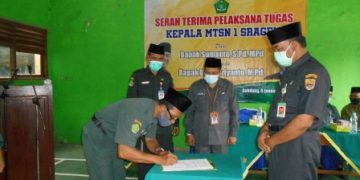 Optimalisasi Kinerja Madrasah, Kakankemenag  Sragen Lantik Pelaksana Tugas Kepala MTs Negeri 1 Sragen