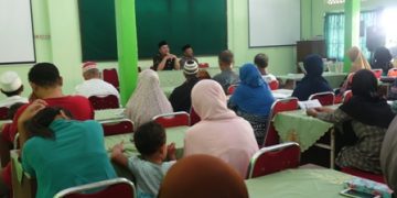 Warga Kauman Sragen Terima Santunan dari Kankemenag