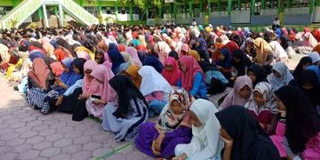 Peringati hari santri ratusan siswa MTsN 4 Sragen lakukan kegiatan upacara dan murojaah