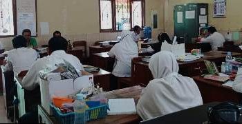 MIN 8 Sragen Adakan Khotmil Quran dalam Rangka Peringatan Hari Santri Nasional Tahun 2021