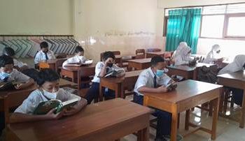 Semarakkan HSN Tahun 2021, MTsN 6 Sragen Adakan Khotmil Quran