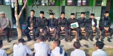 Pertajam Ilmu, 11 Santri Ponpes Mengabdi ke MTsN 7 Sragen