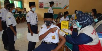 Tingkatkan Imunitas Para Siswa, MTs N 1 Sragen Laksanakan Vaksinasi Covid-19 Dosis 2