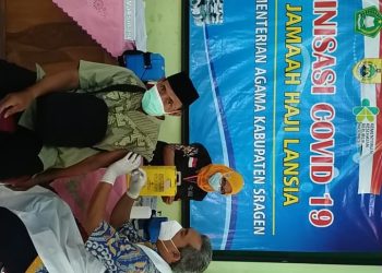 Jamaah Calon Haji Tahun 2021 Mengikuti Vaksinasi Covid-19