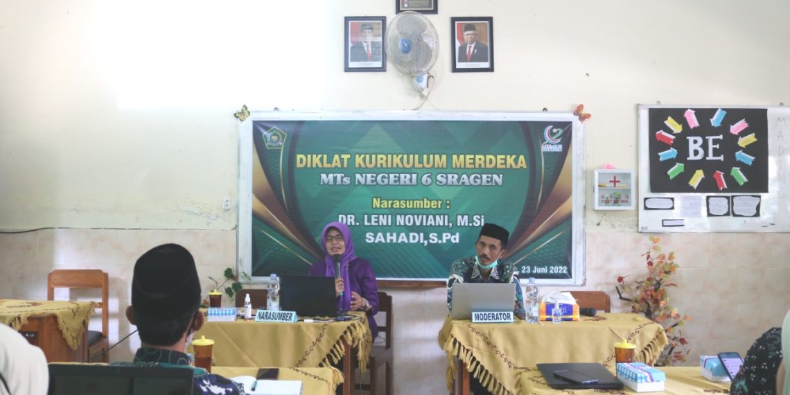 Mantapkan Kesiapan, MTs N 6 Sragen Gelar Diklat Kurikulum Merdeka