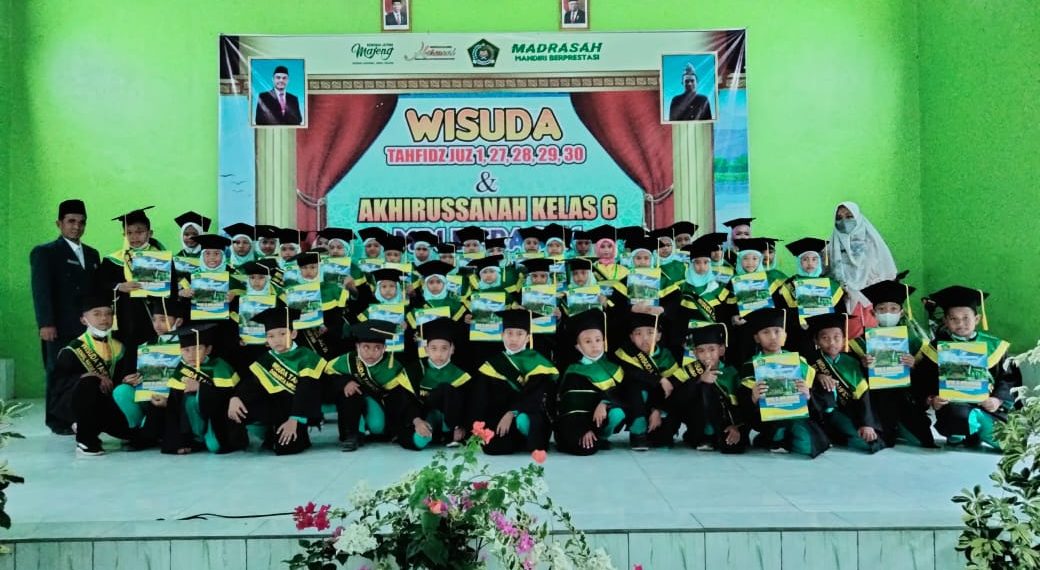 Wisuda Tahfidz Al Quran Juz 1, 27, 28, 29, 30 Lengkapi Ahirussanah Siswa Kelas VI MIN 5 Sragen