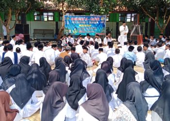 Khotmil Qur’an dan Parade Sholawat Semarakkan HSN MTsN 7 Sragen