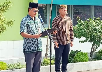 Camat Sumberlawang Menjadi Pembina Upacara HAB Kemenag di Kecamatan Sumberlawang