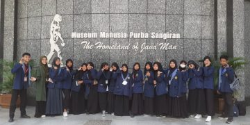 Pupuk Semangat Baru, KIR MAN 2 Sragen Adakan Kunjungan Ilmiah ke Museum Sangiran