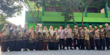 Kapolsek Gemolong Bagikan Rumus Sukses kepada Siswa MTs N 6 Sragen