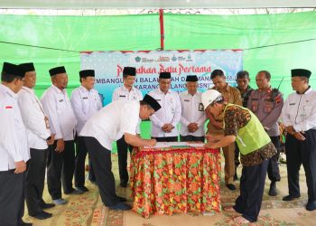 Kankemenag Sragen Lakukan Peletakan Batu Pertama Pembangunan KUA Karangmalang
