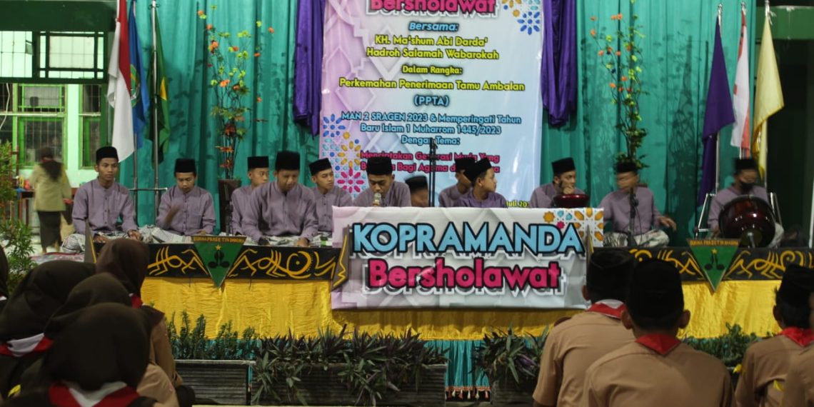 MAN 2 Sragen Gelar Acara Kopramanda Bersholawat