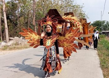 Karya Siswa MTsN 3 Sragen Meriahkan Karnaval Kecamatan Sumberlawang