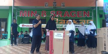 MIN 8 Sragen Gelar Jalan Sehat Sakinah