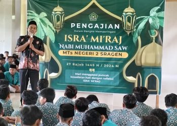 Pengajian Akbar Warnai Peringatan Isra’ Mi’raj MTs N 2 Sragen