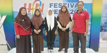 MTsN 3 Sragen Juara 3 Lomba Story Telling di Monumen Pers Solo