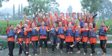 Tingkatkan Soliditas dan Semangat Kerja, MTsN 8 Sragen Gelar Capacity Building untuk Guru dan Pegawai