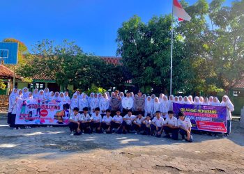 Kunjungi Madrasah, Polsek Kalijambe Berikan Sosialisasi  Anti Bullying dan Penggunaan Knalpot Standar