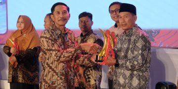 MTsN 3 Sragen Raih Sragen Award Tahun 2024