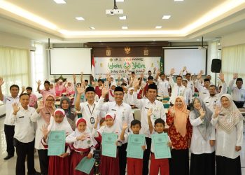 Kankemenag Sragen Berikan 216 Paket Santunan di Hari Lebaran Yatim
