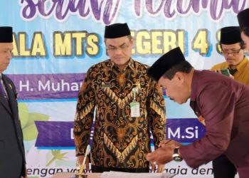 Terima Mandat Sebagai Kepala MTsN 4 Sragen, Sardi Siap Lanjutkan Program Madrasah