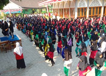 MTs Negeri 1 Sragen adakan Gerakan Aksi Bergizi Serentak serta Madrasah Aman & Sehat