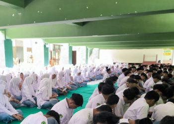 Polsek Kalijambe Sosialisasikan Pentingnya Etika dan Kedisiplinan kepada Siswa MAN 3 Sragen