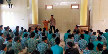 Dukung Gerakan Anti Bullying, MTsN 2 Sragen Adakan Talkshow Bersama Kanit Humas Polsek Kecamatan Tanon