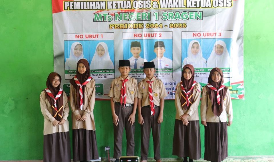 Antusias Tinggi, Siswa MTs Negeri 1 Sragen Ikuti Kampaye Terbuka Calon Ketua & Wakil Ketua OSIM Tahun 2024/2025