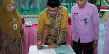 Kuatkan Moderasi Beragama dan Wujudkan Sekolah Sehat, MTsN 3 Sragen Adakan Deklarasi