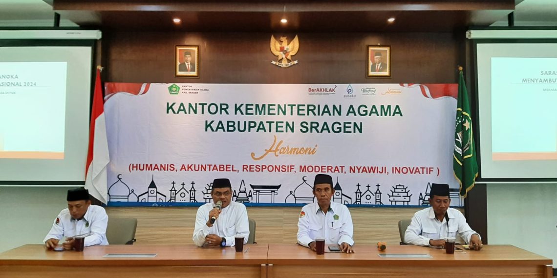”Kita Semua Adalah Santri” Pesan Kakankemenag Sragen dalam Sarasehan Hari Santri 2024