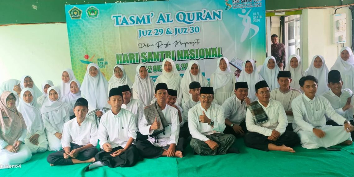 Rayakan Hari Santri Nasional melalui Tasmi’ Al-Quran Juz 29 dan 30 di MAN 3 Sragen