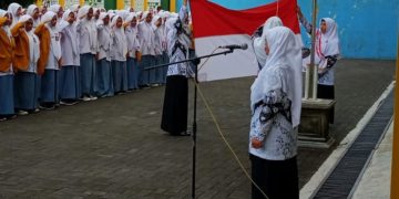 MAN 3 Sragen Gelar Rangkaian Acara Hari Guru dengan Penuh Khidmat dan Apresiasi