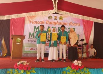 MTs N 2 Sragen Raih Dua Juara Pertama Semarak Milad MAN 2