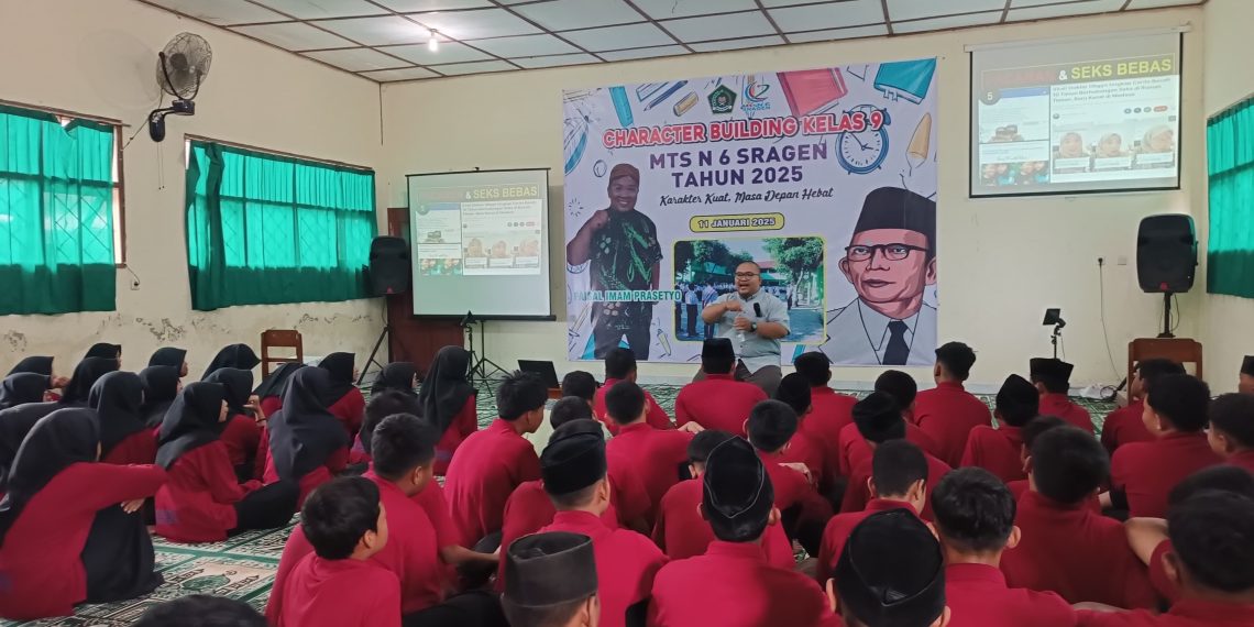 Mengawali Semester Baru, MTs N 6 Sragen Selenggarakan Character Building