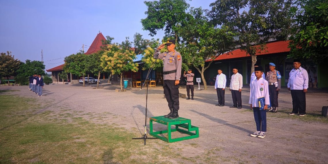 Cegah Bullying dan Ciptakan Tertib Lalu Lintas Sejak Dini, Madrasah di Ponpes Nurul Huda Gandeng Polsek Gondang