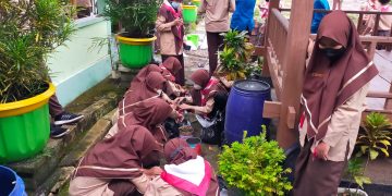 Aksi Baden Powell Dengan Tanam Pohon, Hantarkan MTsN 4 Sragen Raih Adiwiyata Tingkat Nasional