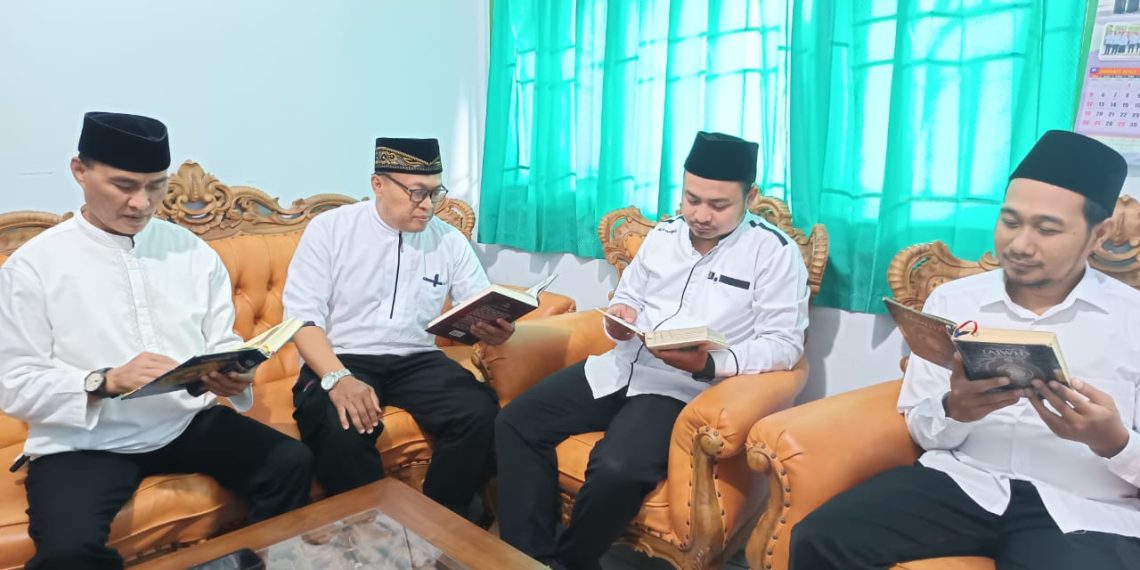 Harmoni Ayat Suci: MAN 2 Sragen Gaungkan Khataman Al-Qur’an dalam Semarak Nuzulul Qur’an