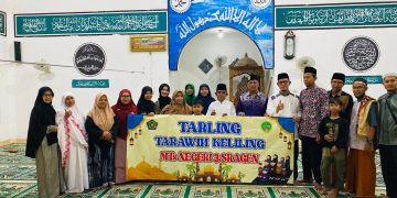 Kuatkan Hubungan dengan Masyarakat, MTsN 3 Sragen Adakan Tarawih Keliling